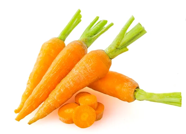 Морковь изолированы на белом фоне — стоковое фото