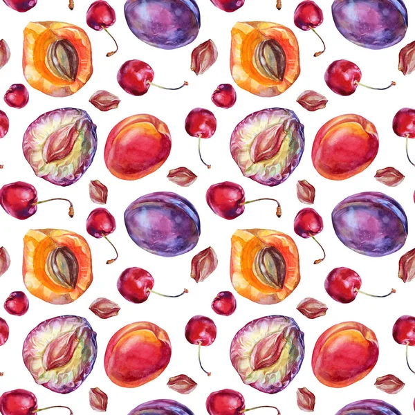 Naadloos patroon aquarel paars fruit pruim, kers, abrikoos en groene bladeren op wit. Handgetekende achtergrond herfst zoete voeding. Creatief element voor compote, menu, cafe, schetsboek — Stockfoto