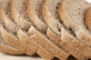 tahıl ekmek parçaları