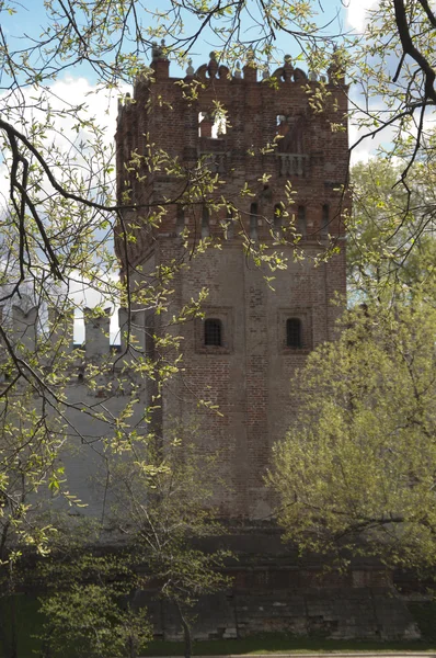 Torre do mosteiro de Novodevichiy — Fotografia de Stock