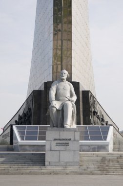 tsyolkovskiy Anıtı.