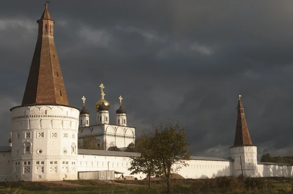 Iosifo-volotskiy klooster — Stockfoto