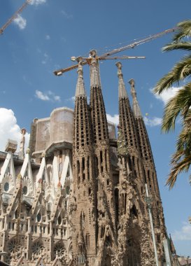 Barcelona'da Sagrada familia (Kutsal Aile) Kilisesi