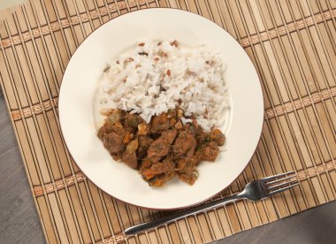 haşlanmış et ve pilav