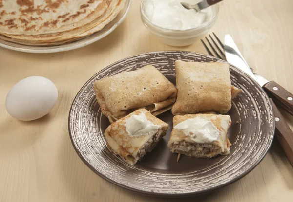 Pancakes with meat filling — Stock Photo, Image