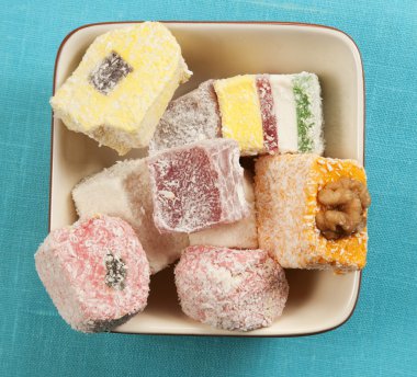 lukum (Türk lokumu) yakışmak