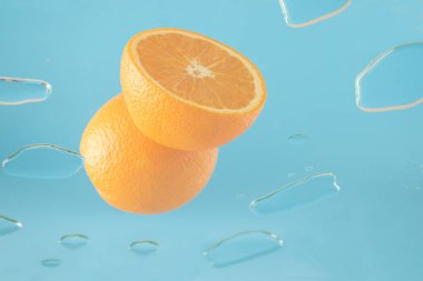 Parti ya da piknik için portakallı yaratıcı bir yaz konsepti. Alt görünüm.