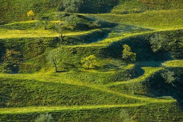 Панорамний вид на терасові поля Дагестану (Росія).. — стокове фото