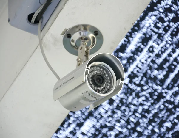 Gümüş güvenlik kamera veya cctv ev — Stok fotoğraf
