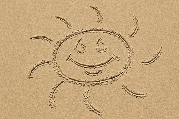 Εικόνα του ήλιου στην άμμο — Φωτογραφία Αρχείου