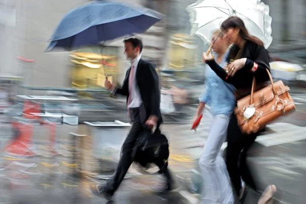 雨の日のモーション ブラーします。 — ストック写真