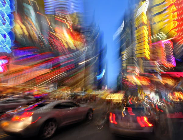 Natten staden avsiktlig rörelse oskärpa — Stockfoto