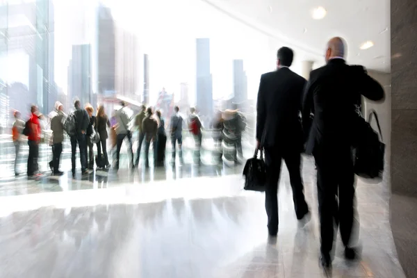 Groep mensen in het lobby business center — Stockfoto