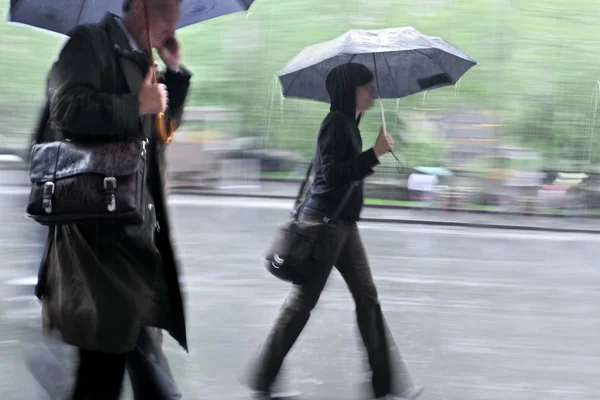 Dia chuvoso borrão movimento — Fotografia de Stock