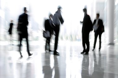 bir grup insan lobi İş Merkezi