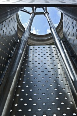 delikli metal İnşaat