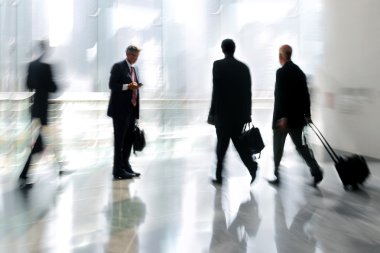 bir grup insan lobi İş Merkezi