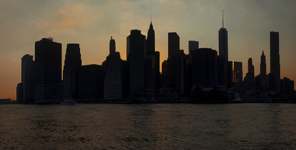 Силуэт Нью-Йорк ночью
