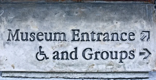 Museum entrance sign — Stock Photo, Image