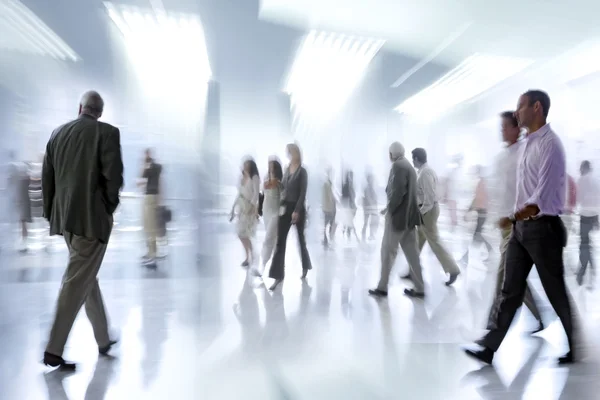 Groep mensen in het lobby business center — Stockfoto