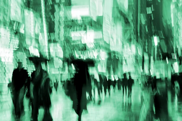 Ночной город размытости интенсивного движения — стоковое фото