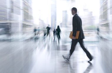 bir grup insan lobi İş Merkezi