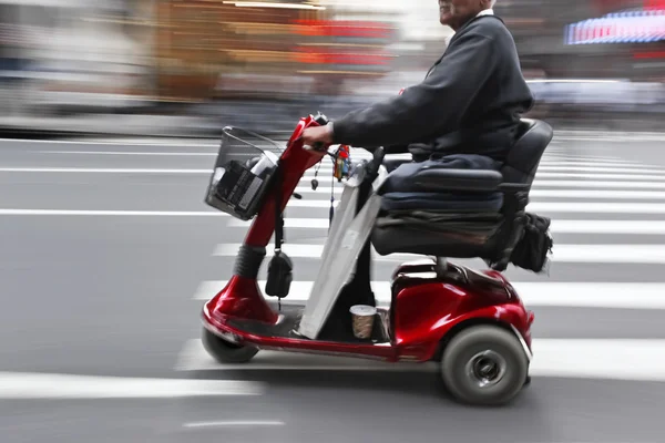 Discapacitados en una calle de la ciudad —  Fotos de Stock