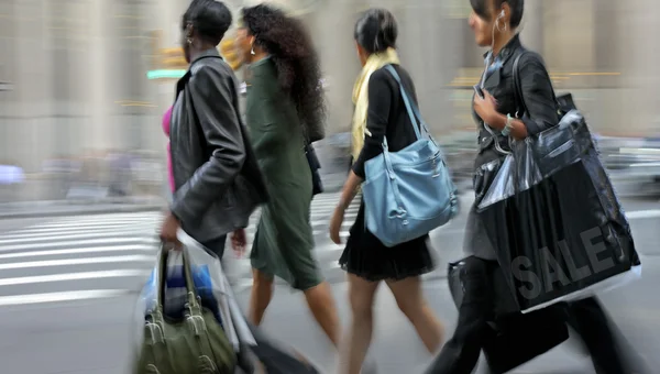 Visit the shops in city — Stock Photo, Image