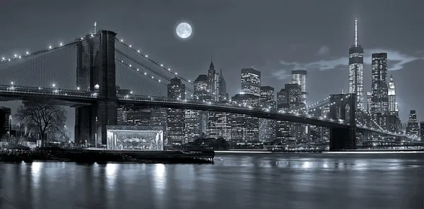 New York City at night — Stock Photo, Image