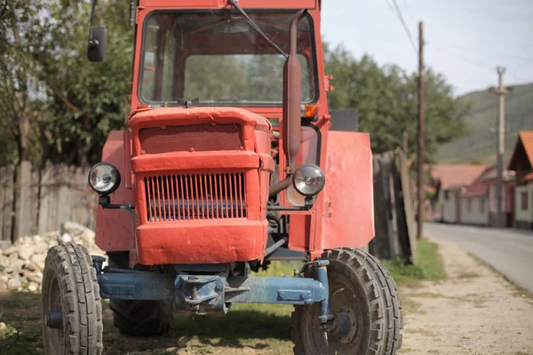 Old funny traktor — Stock Photo, Image