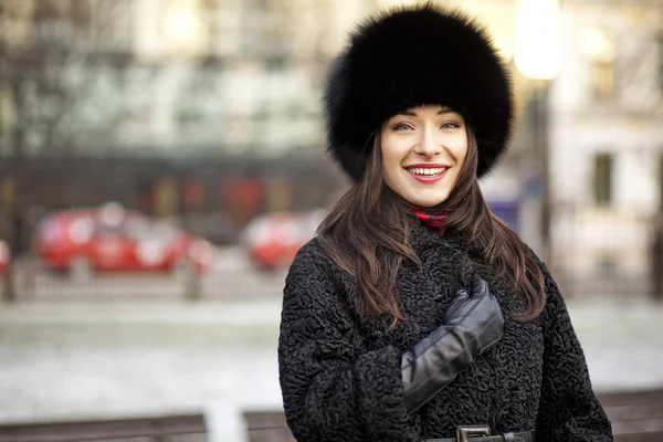 Positive winter girl — Stock Photo, Image