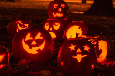 Işıklı halloween kabaklar