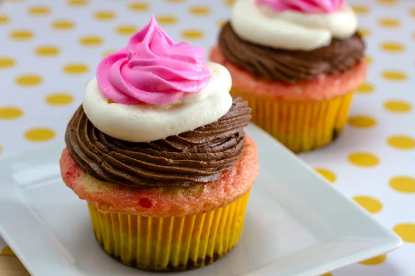 Cupcakes de neapolitan — Fotografia de Stock