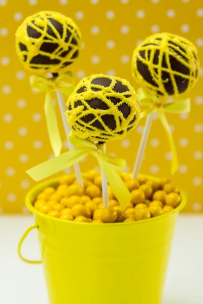 Swirl Cake Pops