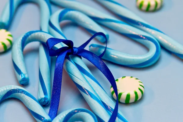 Niebieski cukierek laski — Zdjęcie stockowe