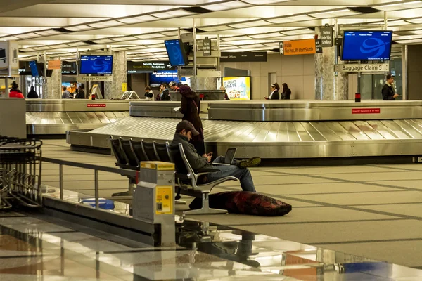 Internationale luchthaven van Denver — Stockfoto