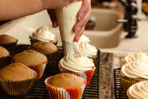 Baking Cupcakes — Stock Photo, Image