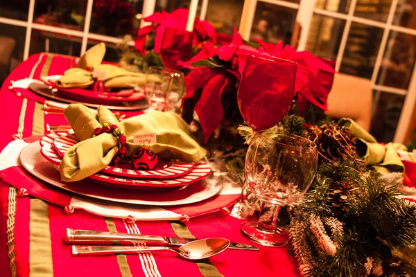 Kerst dinertafel — Stockfoto