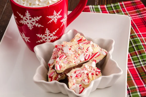 Traditional Holiday Chocolate Peppermint Bark — Stock Photo, Image