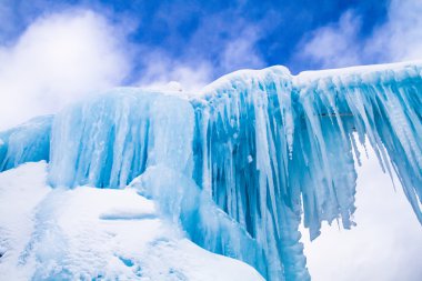 Ice castles buz ve buz oluşumları