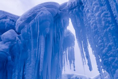 Ice castles buz ve buz oluşumları