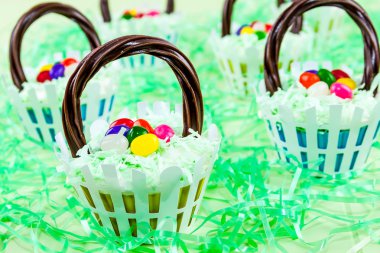 Paskalya sepeti cupcakes