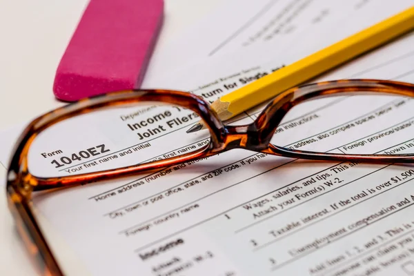 Filing Taxes and Tax Forms — Stock Photo, Image