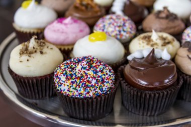 cupcake ekranda çeşitli lezzetleri