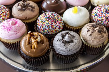 cupcake ekranda çeşitli lezzetleri