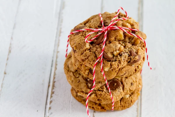 Домашнє шоколад печиво чіп з горіхами — стокове фото
