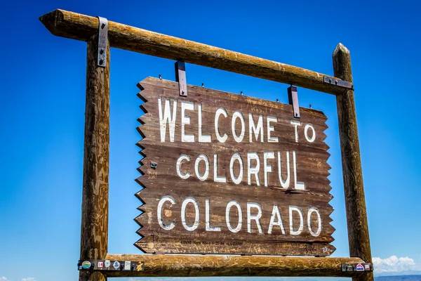 Bienvenido a colorido signo de Colorado —  Fotos de Stock