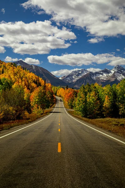 Colorado 145 San Juan Skyway Scenic Byway Podczas Szczytowego Koloru — Zdjęcie stockowe