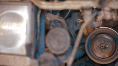 Araba tamiri: makina parçaları