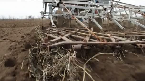 Rural farmland and tractor ploughing — Stock Video